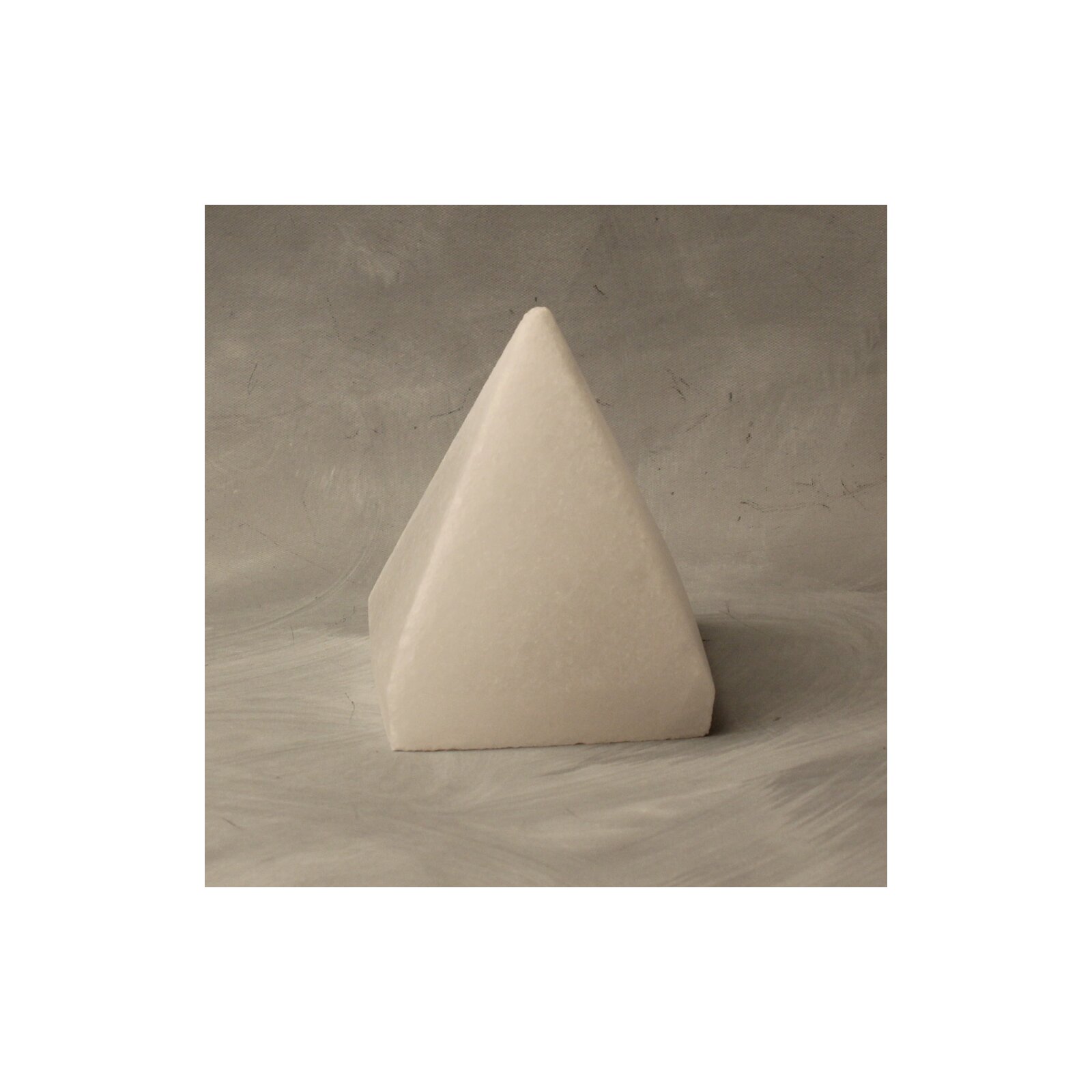 Selenite kristal "PYRAMID", White Line, 51201, hoogte: ca. 8 cm - Afbeelding 2