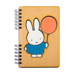 Duurzaam Houten Notitieboek – KOMONI –  Nijntje met Ballon – Miffy–with–Balloon – Gerecycled papier –  Navulbaar – NIJBA