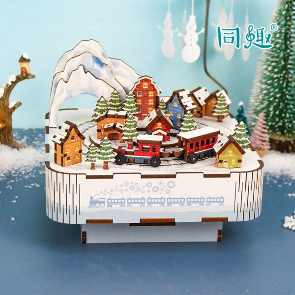 Muziekdoosje DIY 3D Houten Puzzel, Snow Train, Tone-Cheer, TQ058, 14x14x12,2cm - Afbeelding 2