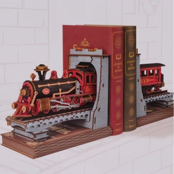 Robotime, DIY Book Nook & Wonderland Boekensteun, Century Train,  TGE01, 44x10,6x16,6cm