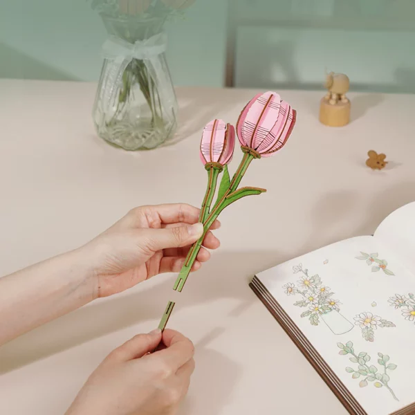 Robotime, DIY Wooden Flower Pink Tulip, TW082, 9x6,5x22,5 - Afbeelding 2