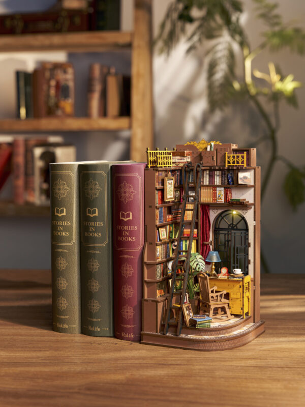 Robotime, DIY Book Nook, Silent Corner Study, TGE02, 11,8x11,8x24,9cm - Afbeelding 4