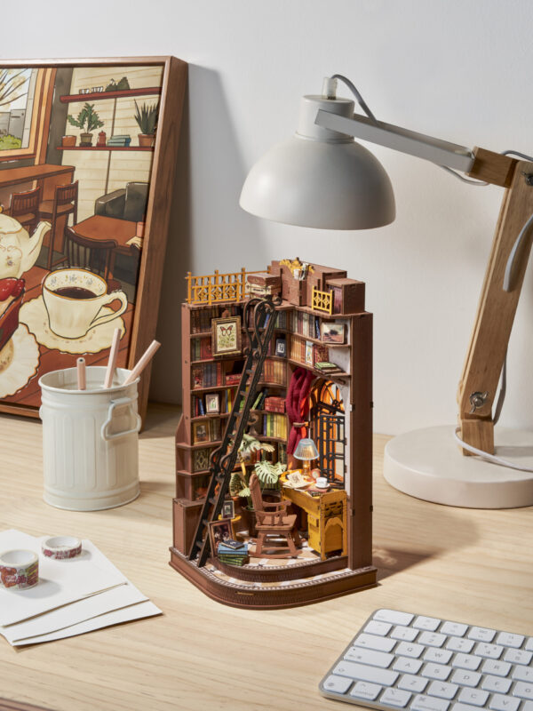 Robotime, DIY Book Nook, Silent Corner Study, TGE02, 11,8x11,8x24,9cm - Afbeelding 5